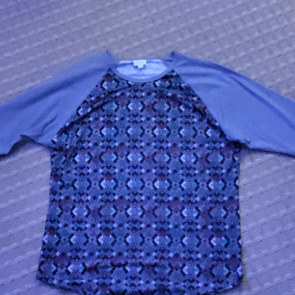 3x LulaRoe Shirt